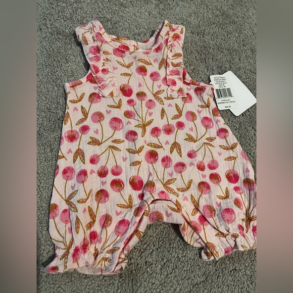 Other - Baby girl romper 3M